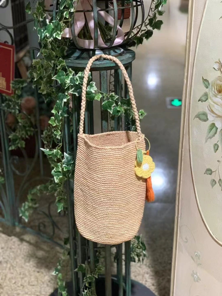 natural color straw bag with one handle