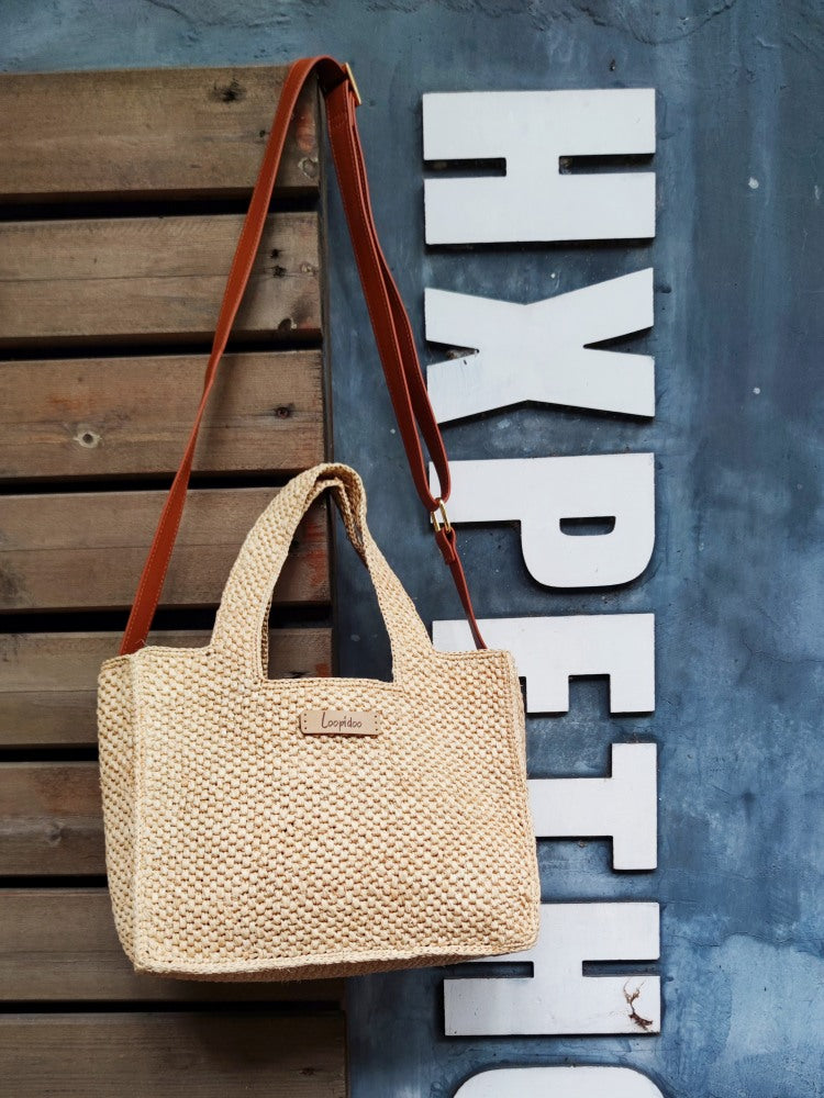 Swantao Raffia Bag with Shoulder Strap