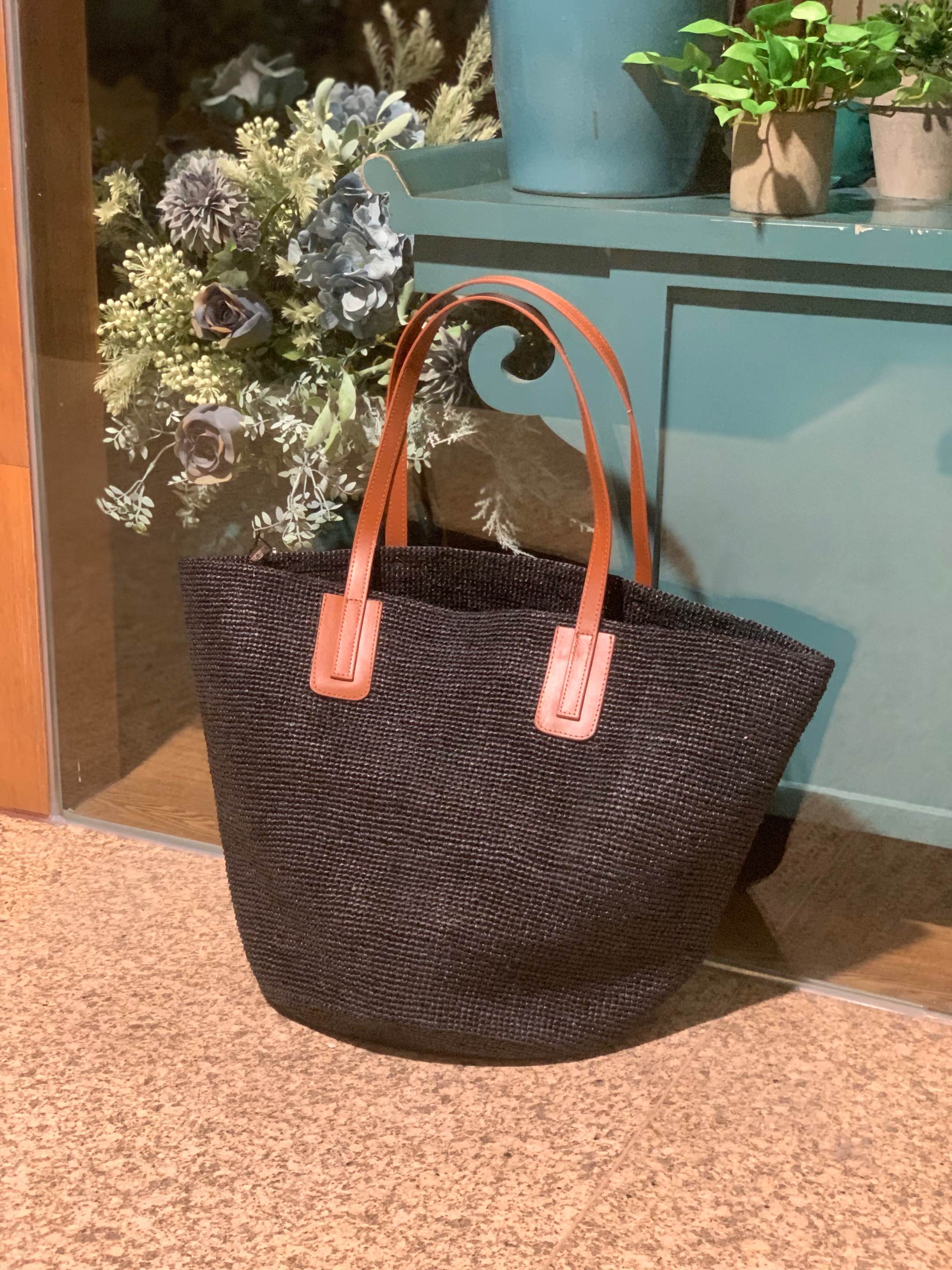 Dada Oversized Tote Bag