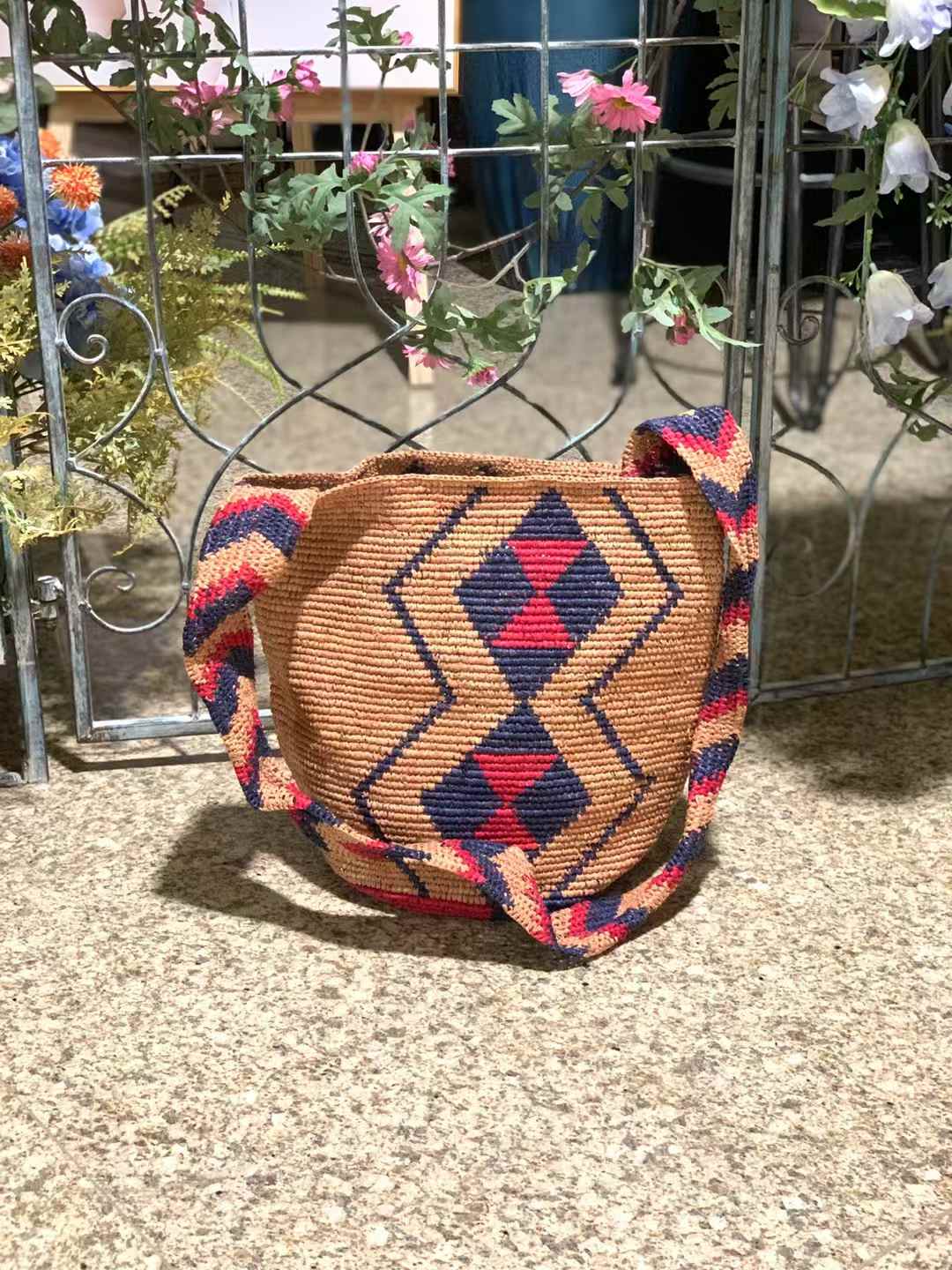 FA Straw Bucket Bag