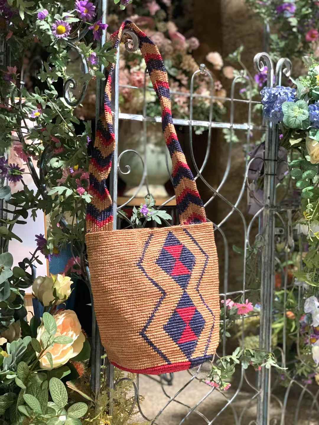 FA Straw Bucket Bag