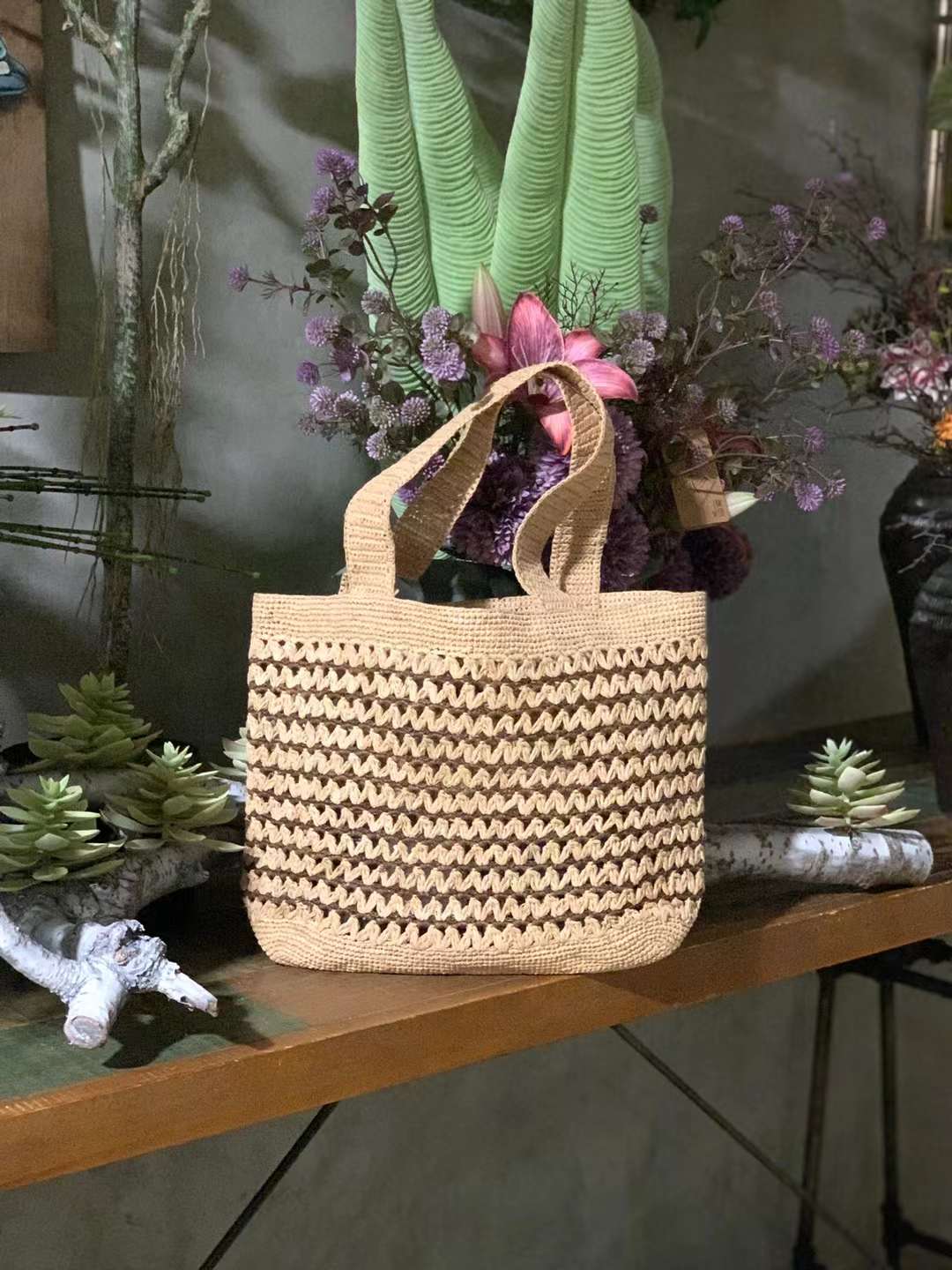 Lan Straw Tote Wavy Pattern